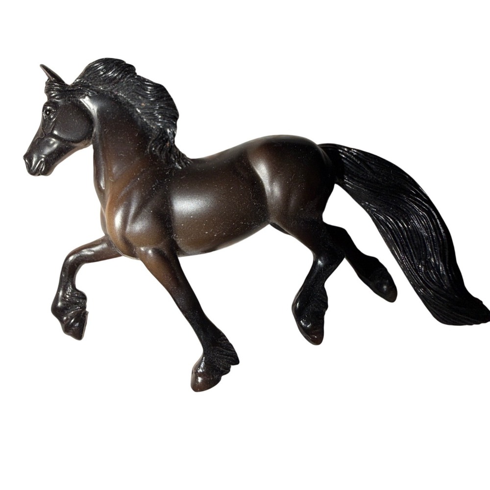 Breyer Stablemates Horse Dark Bay Fresian‎ Prancing Figurine